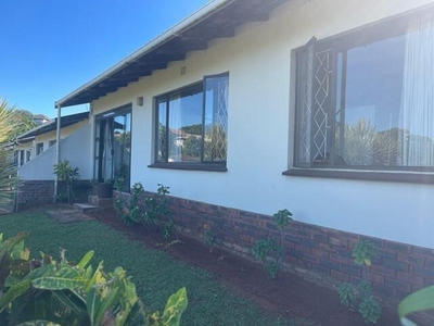 Townhouse For Sale In Manaba Beach, Margate