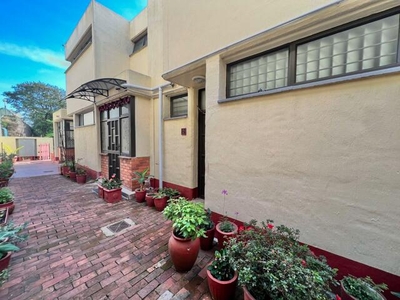 Townhouse For Sale In Pinetown Central, Pinetown