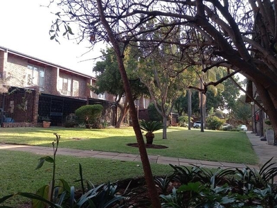 Townhouse For Sale In Queenswood, Pretoria