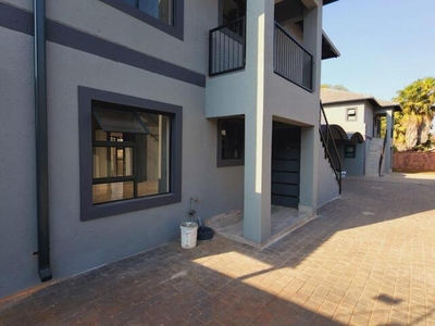 Townhouse For Sale In Theresapark, Akasia