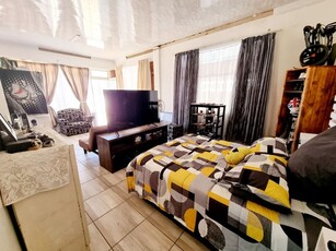 5 Bedroom house in Stilfontein Ext 3 For Sale