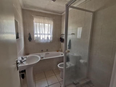 2 bedroom, Goodwood Western Cape N/A