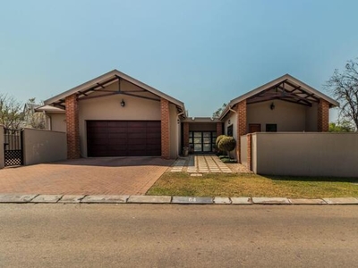 3 bedroom, Hartbeespoort North West N/A