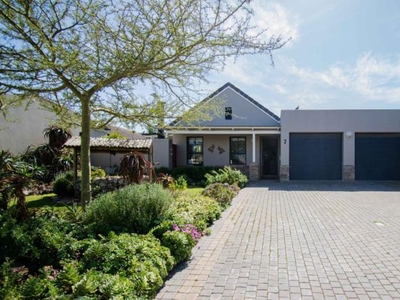 3 Bedroom house for sale in Somerset Country Estate, Somerset West