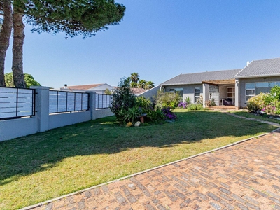 3 Bedroom House to rent in Duynefontein - 14 Kemp Crescent