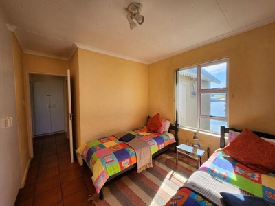 3 bedroom, Jeffreys Bay Eastern Cape N/A