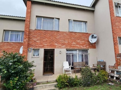 3 Bedroom townhouse - sectional to rent in Newton Park, Port Elizabeth