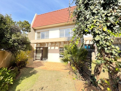 3 Bedroom Townhouse To Let in Moreleta Park