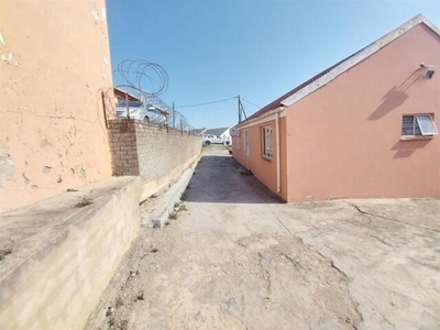 5 bedroom, Mthatha Eastern Cape N/A