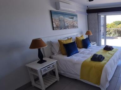 6 bedroom, Port Edward KwaZulu Natal N/A