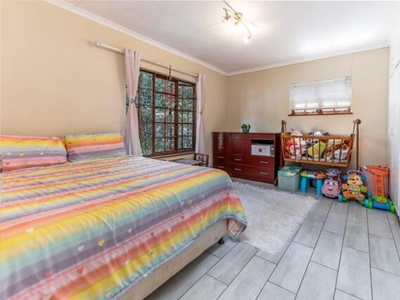 7 bedroom, Hillcrest KwaZulu Natal N/A