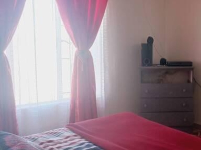 90 bedroom, Benoni Gauteng N/A