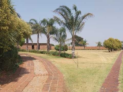Farm For Sale In Mooikloof, Pretoria