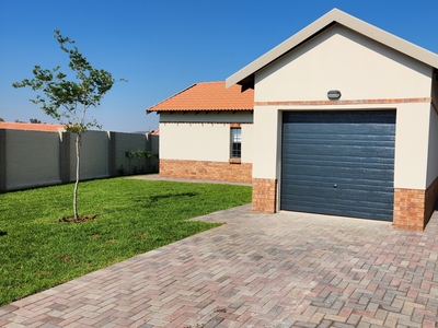 Gated Estate For Sale in Waterkloof East