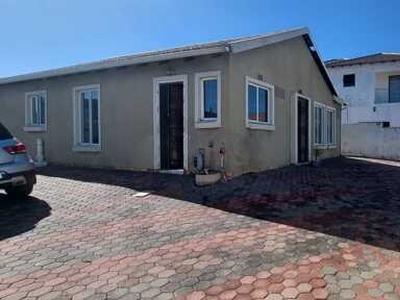 House For Rent In Alveda, Johannesburg