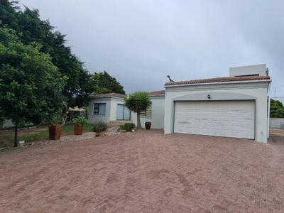 House For Rent In Yzerfontein, Western Cape