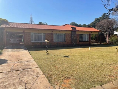 House For Sale In Moregloed, Pretoria