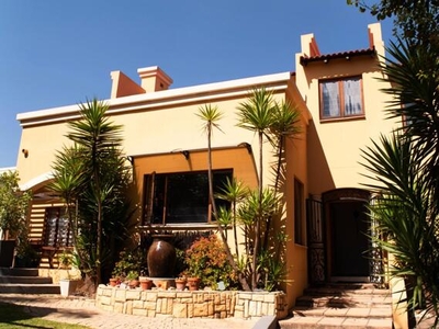 House For Sale In North Riding, Randburg