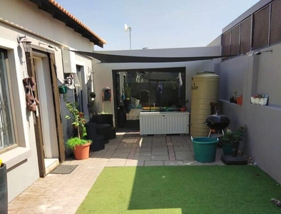 House For Sale In Trichardt, Secunda