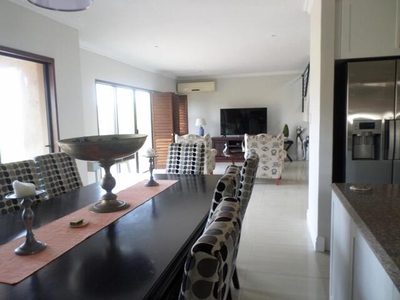 Townhouse For Rent In Ballito Central, Ballito