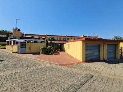 Townhouse For Sale In Newlands West, Durban