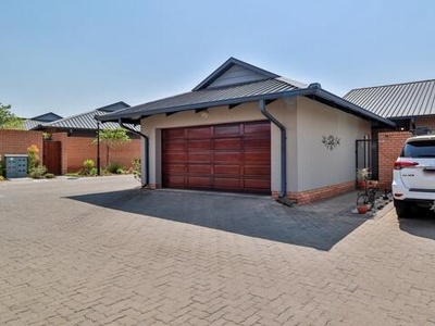 Townhouse For Sale In Six Fountains Residential Estate, Pretoria