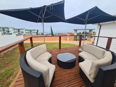 3 Bedroom House For Sale in Jeffreys Bay Central