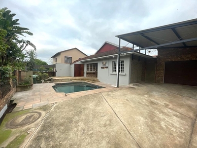 3 Bedroom House To Let in West Acres