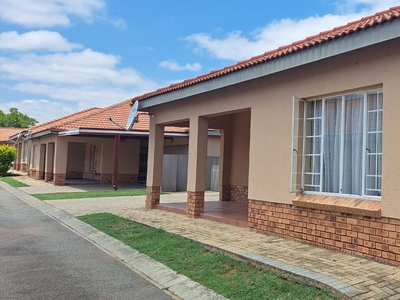 3 Bedroom Townhouse for sale in Waterval East