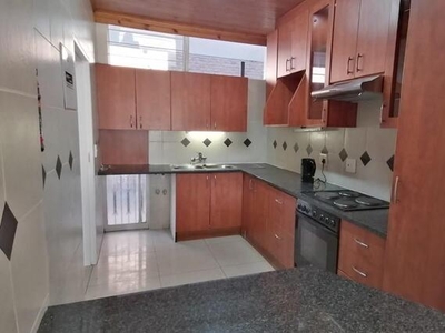 Apartment For Sale In Florida Park, Roodepoort