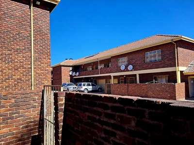 2 Bedroom Apartment for Sale For Sale in Polokwane - MR59022