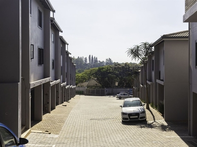 2 Bedroom Apartment For Sale in Durban North