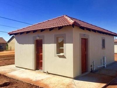 Rdp houses Human Settlement cell number 0761405174, Braamfontein | RentUncle