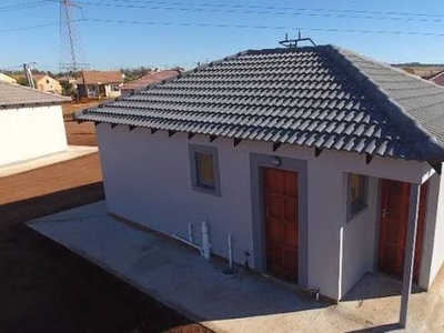Rdp houses Human Settlement cell number 0761405174, Johannesburg Central | RentUncle