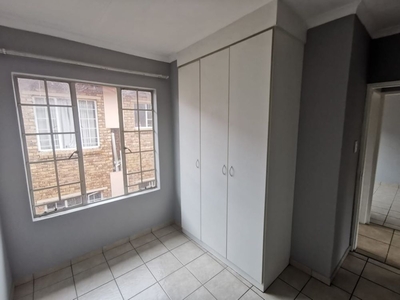 2 Bedroom Apartment in Kempton Park Central For Sale