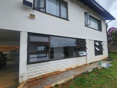 2 Bedroom house to rent in Bluff, Durban