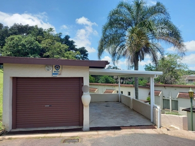 3 Bedroom Simplex For Sale in Padfield Park
