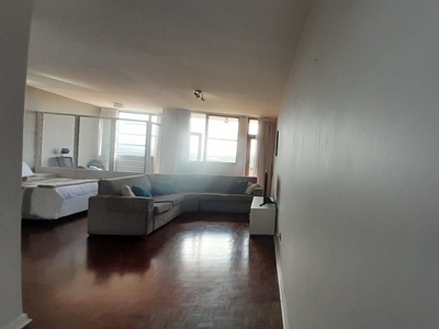 Bachelor apartment to rent in Morningside (Durban)