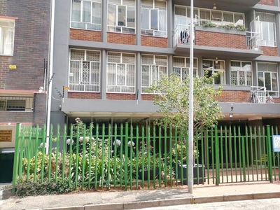 3 Bedroom apartment for sale in Killarney, Johannesburg