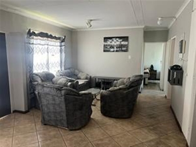 2 Bed Apartment in Wilkoppies