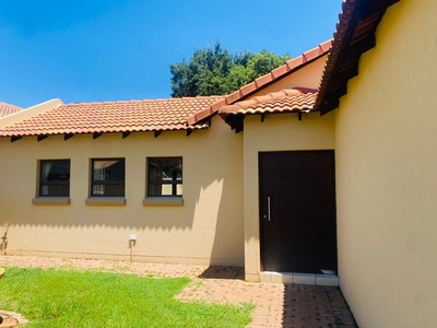 3 Bedroom Freestanding For Sale in Melodie