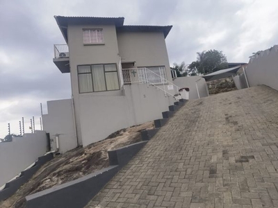 3 Bedroom House For Sale in West Acres Ext 13