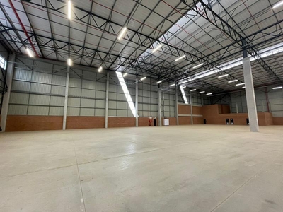 CENTRAL POINT: BRAND NEW LARGE DISTRIBUTION CENTRE / FACTORY / WAREHOUSE TO LET IN, SAMRAND, WITH MAIN ROAD EXPOSURE!!
