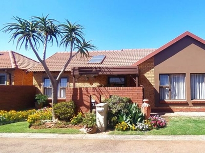 3 Bedroom townhouse - sectional for sale in Montana Tuine, Pretoria