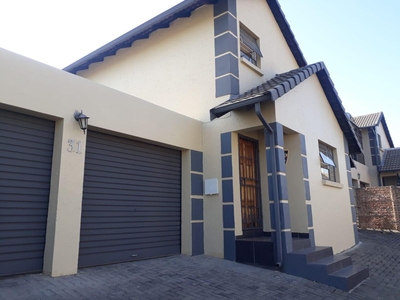 4 Bedroom Cluster To Let in Illiondale