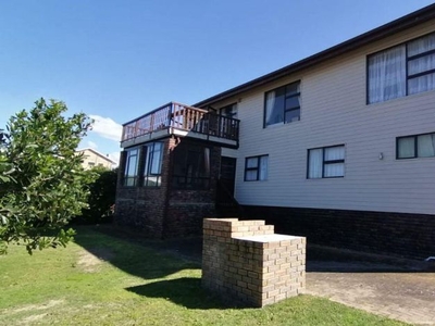 5 Bedroom house to rent in Groot Brakrivier Central