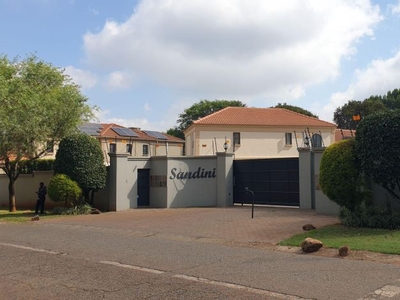 3 Bedroom duplex townhouse - freehold rented in Fairland, Randburg
