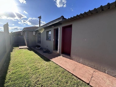 3 Bedroom Gated Estate To Let in Kathu