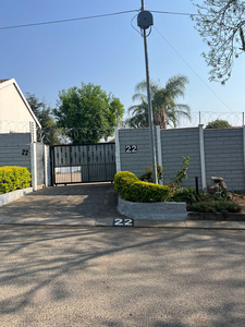 3 BEDS, 2 BATH HOUSE TO LET IN BLOUBOSRAND