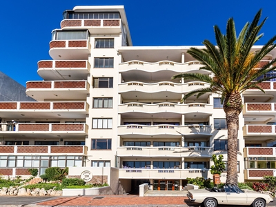 3 bedroom apartment for sale in Sea Point